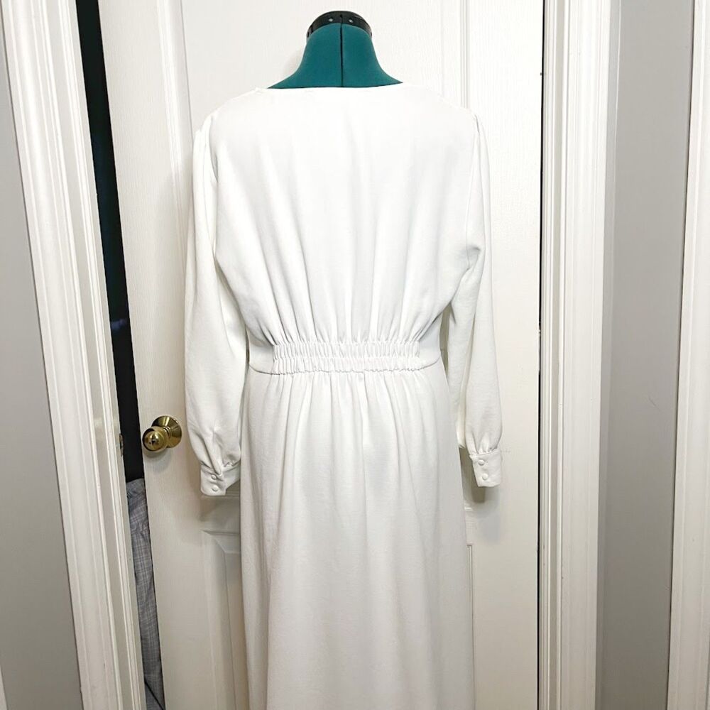 Zara Midi V Neck Button Down Front Smocked Polyester Textured Long Sleeve Dress - Picture 13 of 15
